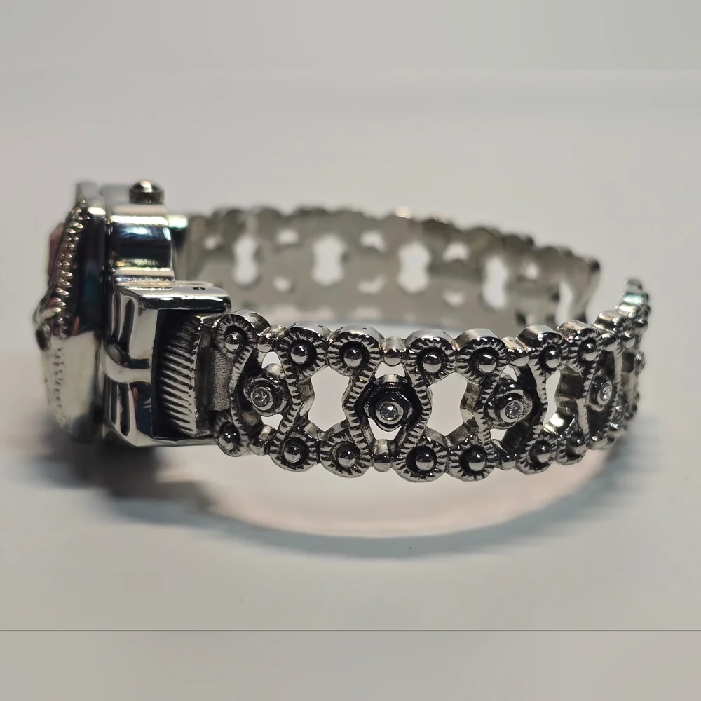 Elegant Silver Cat Face Women's Watch